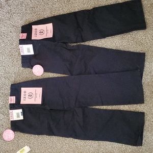 Izod, French Toast navy bottoms